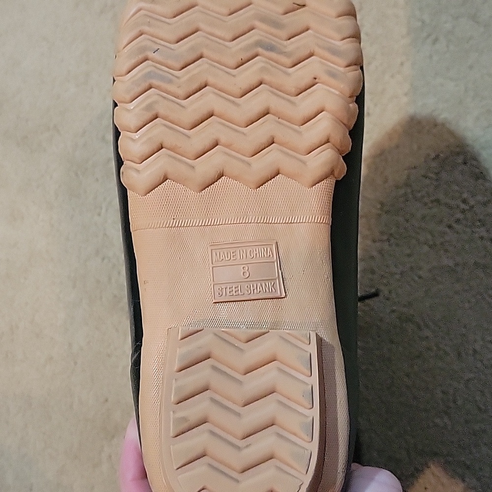 Totes boots - Picture 4 of 4